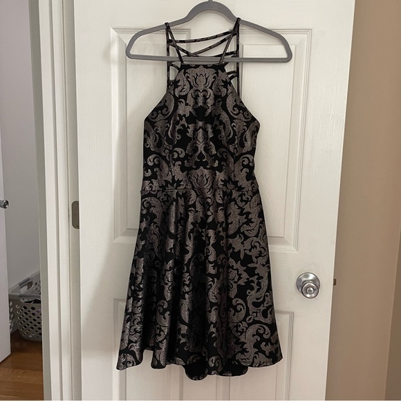 Strappy Back Semi-Formal Dress - Picture 2 of 6